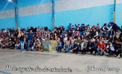 FELIZ DIA DOS ESTUDANTES